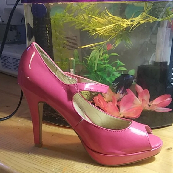 Charlotte Russe Shoes - CHARLOTTE RUSSE HOT PINK HEELS WITH STRAP SZ 7